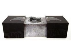 Hot Wheels Batman Vs Superman - Batmobile (SDCC 2015 Exclusive)